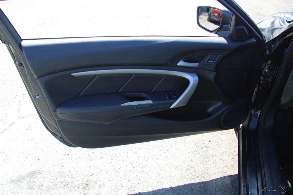 2012 Honda Accord 8th Gen - Image 14 of 21