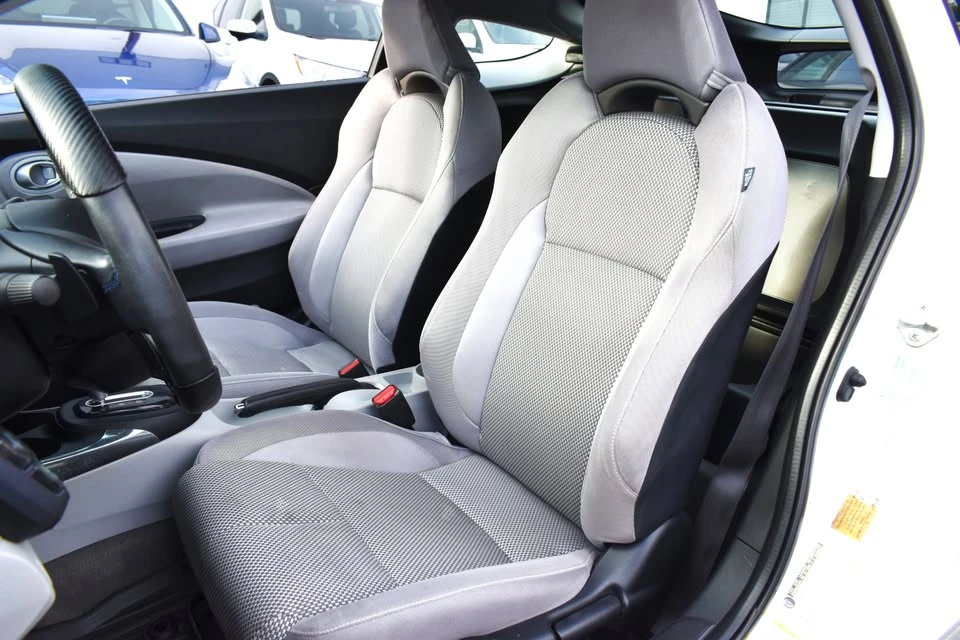 2012 Honda CR-Z - Image 10 of 17