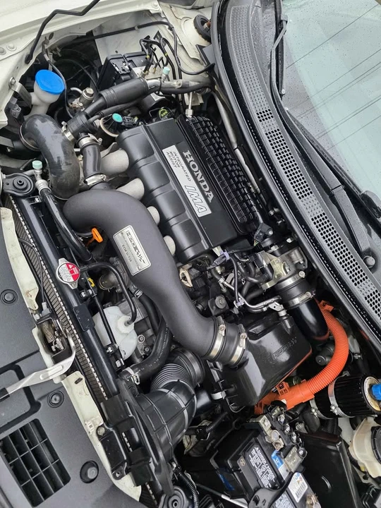 2012 Honda CR-Z - Image 2 of 9