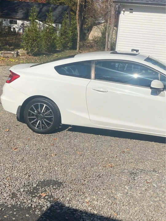 2012 Honda Civic 9th Gen - Image 4 of 19