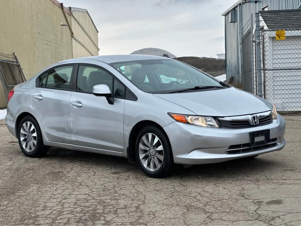 2012 Honda Civic 9th Gen - Image 3 of 15