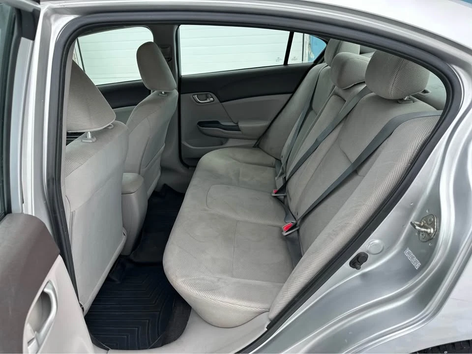 2012 Honda Civic 9th Gen - Image 9 of 15