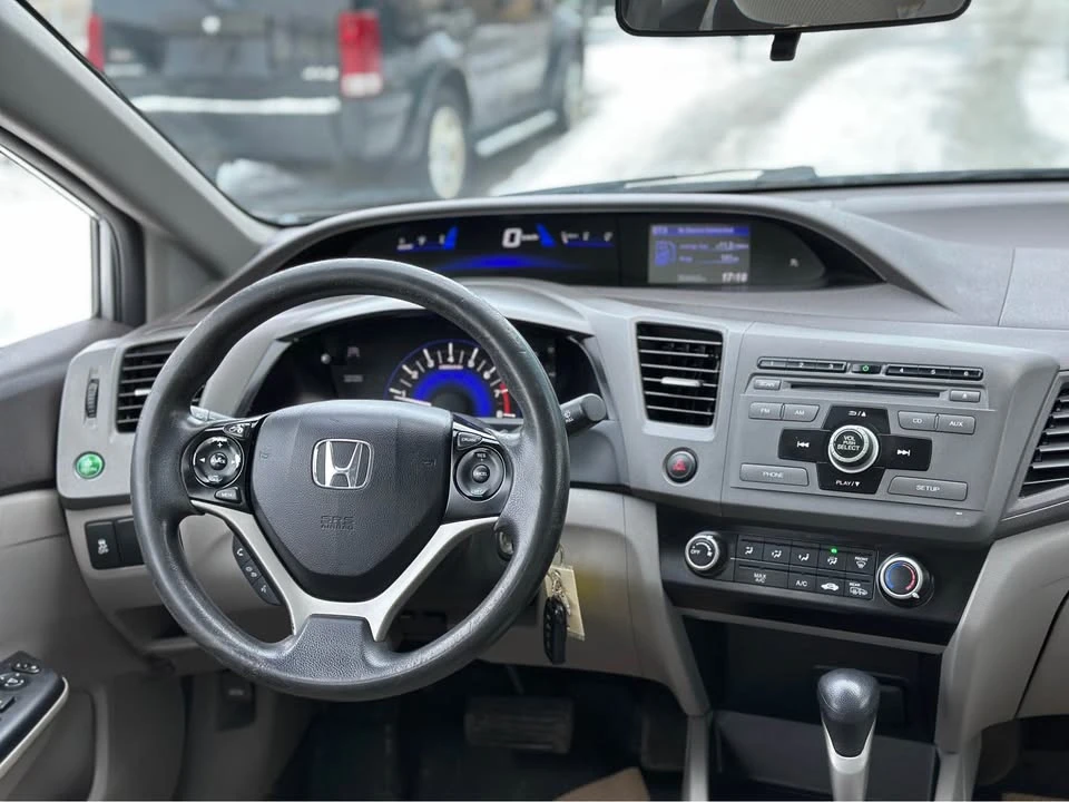 2012 Honda Civic 9th Gen - Image 10 of 15