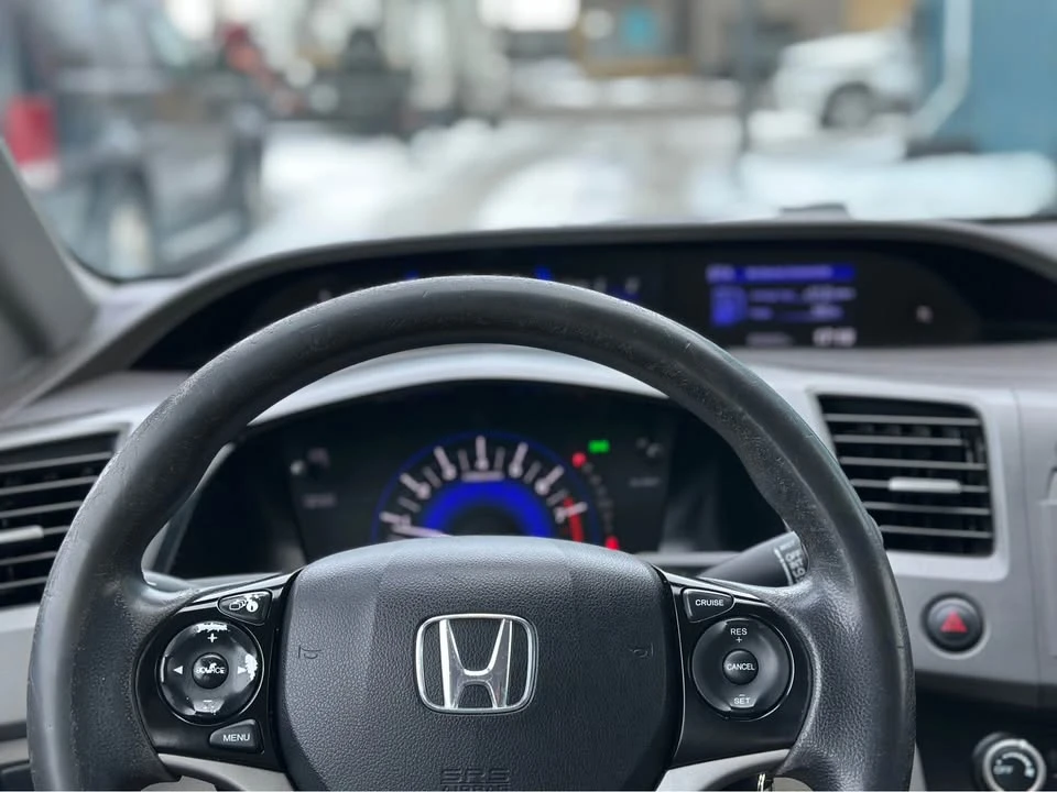 2012 Honda Civic 9th Gen - Image 12 of 15