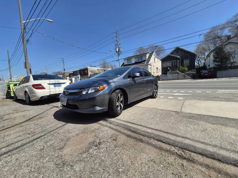 2012 Honda Civic 9th Gen - Image 2 of 7