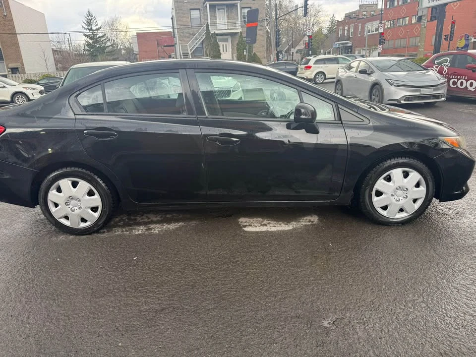 2012 Honda Civic 9th Gen - Image 9 of 12