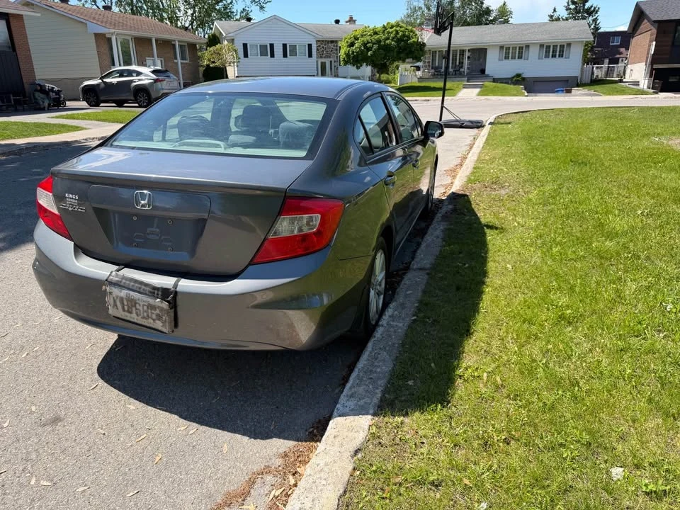 2012 Honda Civic 9th Gen - Image 6 of 9
