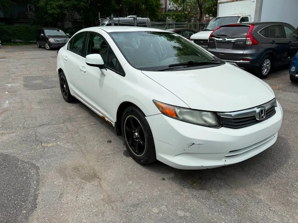 2012 Honda Civic 9th Gen - Image 3 of 7