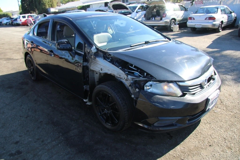 2012 Honda Civic 8th Gen - Image 8 of 21