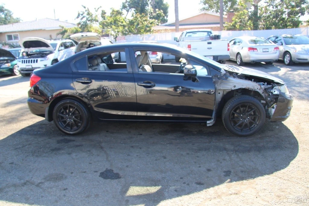 2012 Honda Civic 8th Gen - Image 7 of 21
