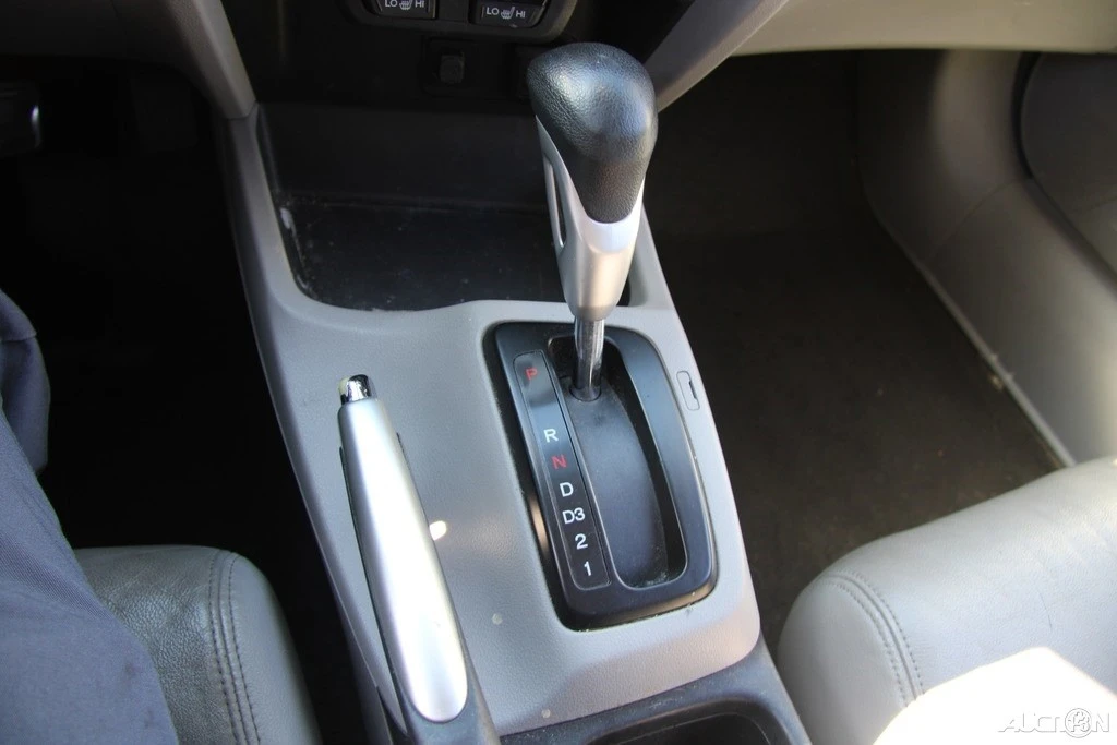 2012 Honda Civic 8th Gen - Image 19 of 21