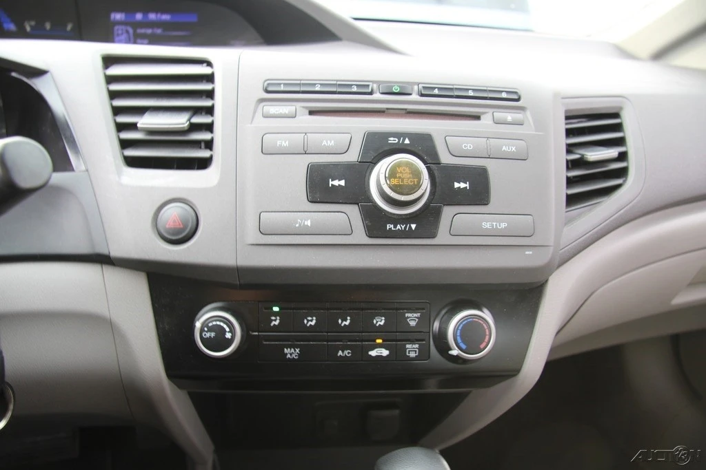 2012 Honda Civic 9th Gen - Image 19 of 21