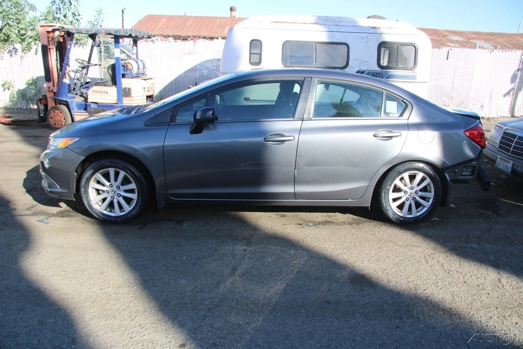 2012 Honda Civic 9th Gen - Image 3 of 21
