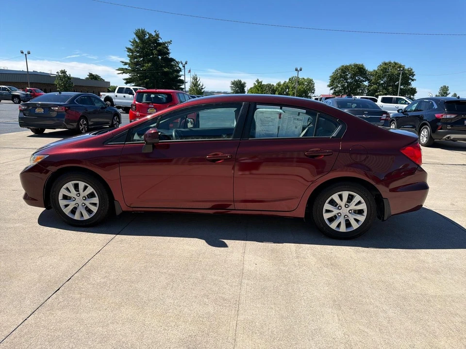 2012 Honda Civic 9th Gen - Image 9 of 31