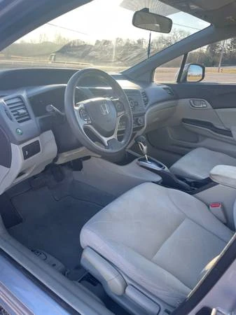 2012 Honda Civic 9th Gen - Image 9 of 11