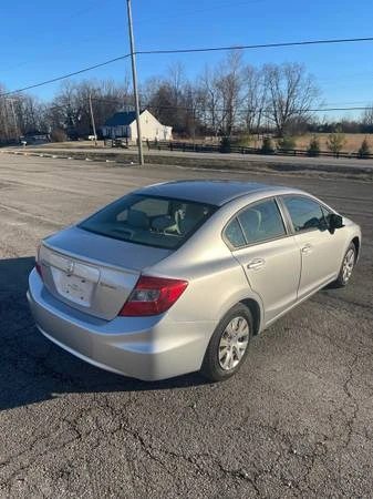 2012 Honda Civic 9th Gen - Image 3 of 11