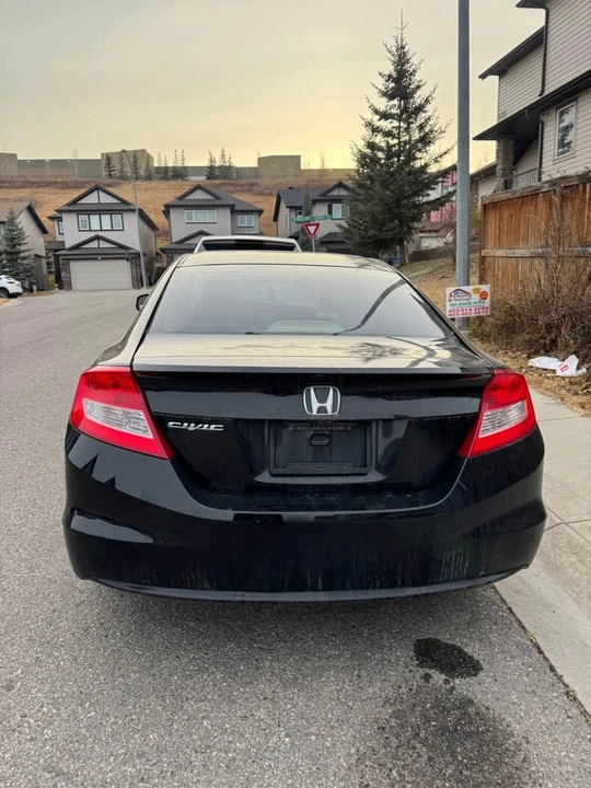 2012 Honda Civic 9th Gen - Image 5 of 9