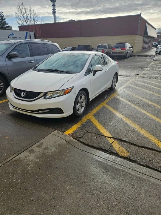 2012 Honda Civic 9th Gen - Image 9 of 10