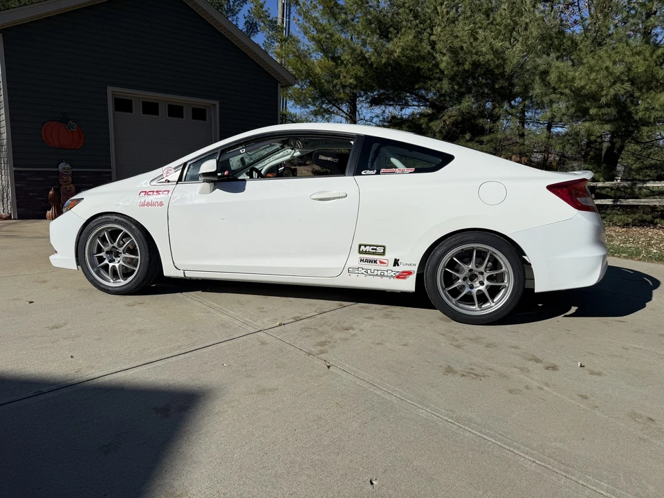 2012 Honda Civic 9th Gen - Image 6 of 31