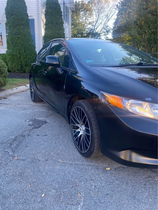 2012 Honda Civic 9th Gen - Image 4 of 8