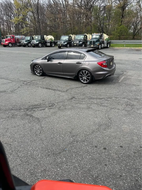 2012 Honda Civic 9th Gen - Image 2 of 4