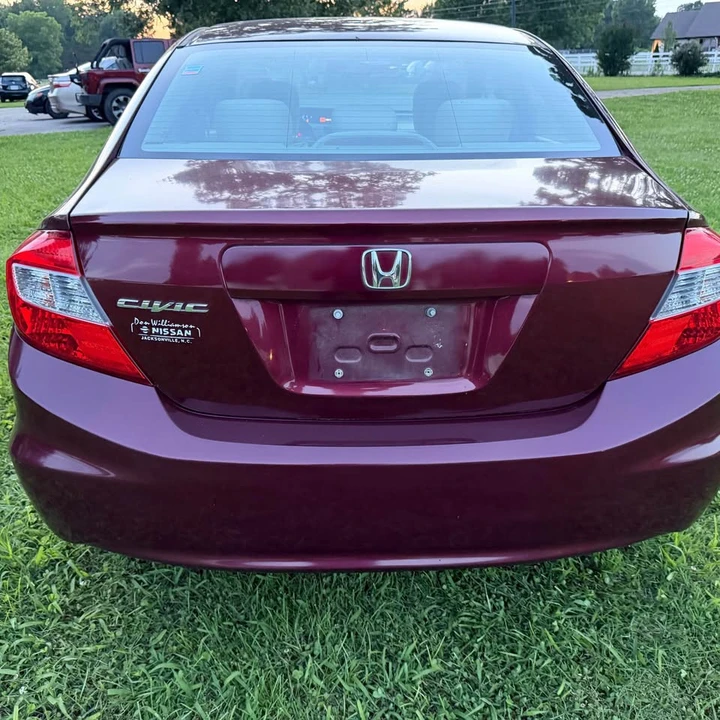 2012 Honda Civic 9th Gen - Image 9 of 13