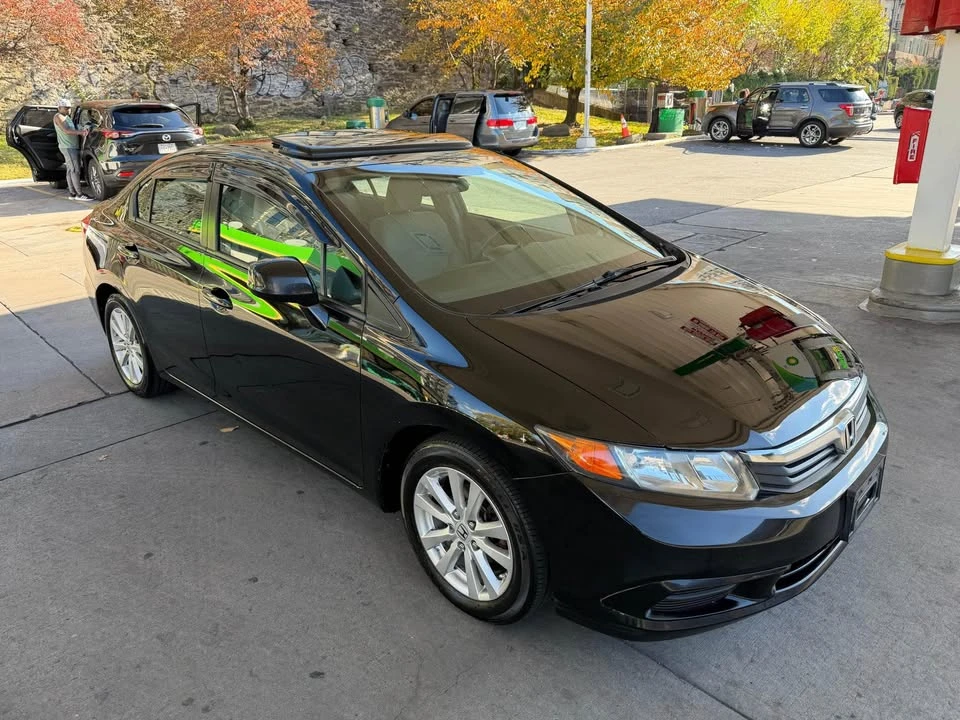 2012 Honda Civic 9th Gen - Image 2 of 8