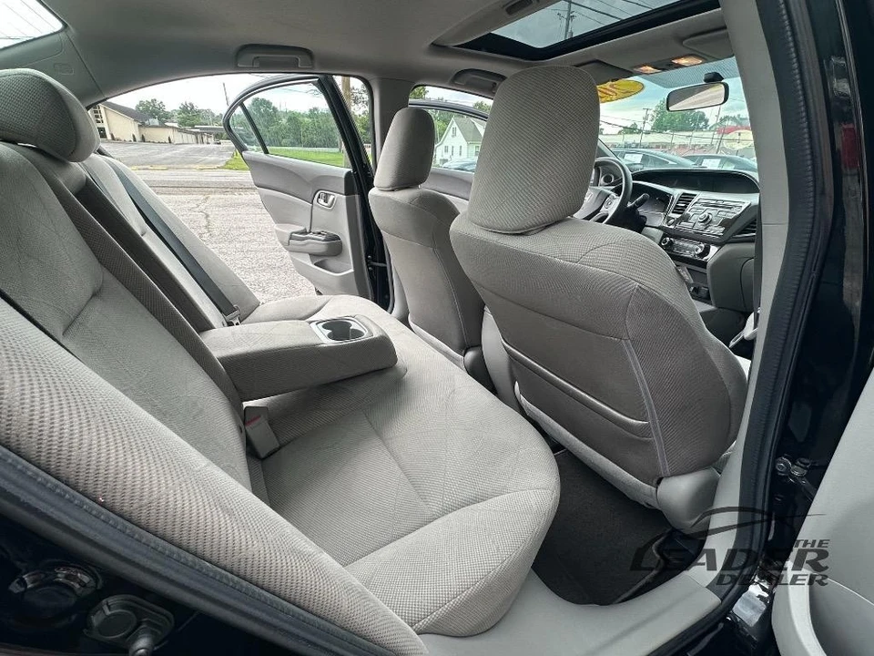 2012 Honda Civic 9th Gen - Image 10 of 18