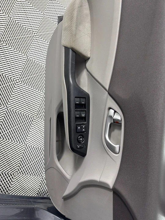 2012 Honda Civic 9th Gen - Image 11 of 21