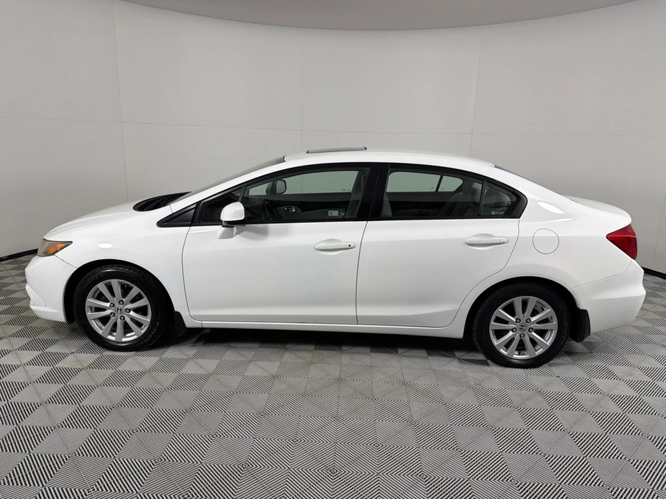 2012 Honda Civic 9th Gen - Image 8 of 21