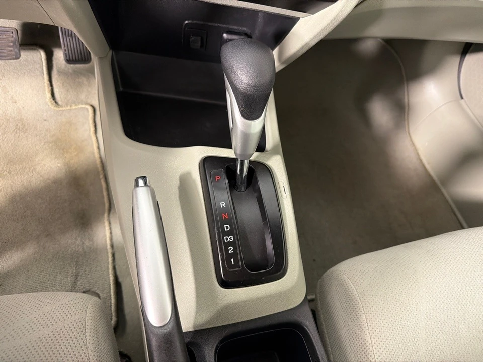 2012 Honda Civic 9th Gen - Image 17 of 21