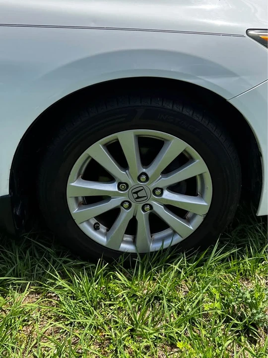 2012 Honda Civic 9th Gen - Image 7 of 15