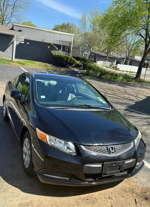 2012 Honda Civic 9th Gen - Image 2 of 3