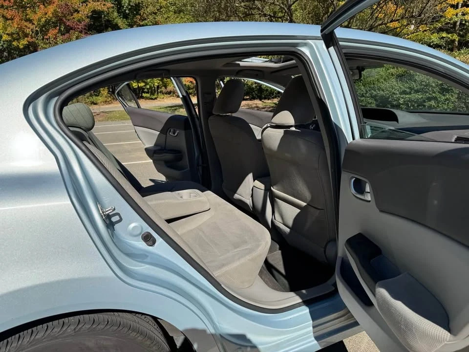 2012 Honda Civic 9th Gen - Image 9 of 10