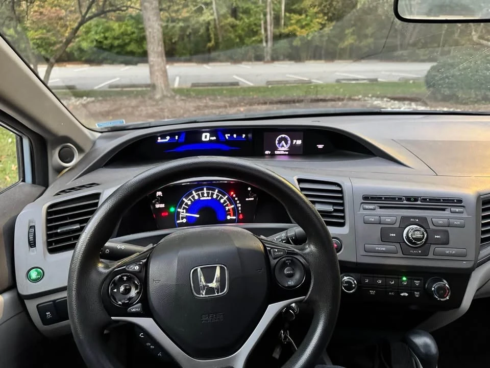 2012 Honda Civic 9th Gen - Image 6 of 10