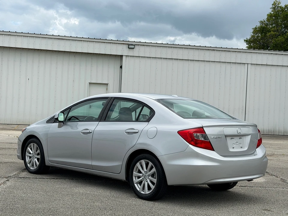 2012 Honda Civic 9th Gen - Image 4 of 31