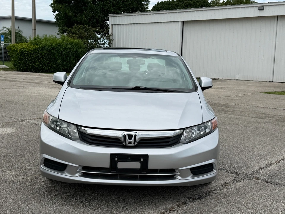 2012 Honda Civic 9th Gen - Image 9 of 31