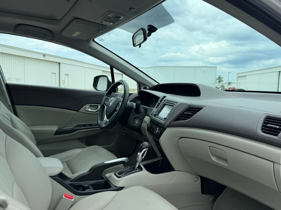2012 Honda Civic 9th Gen - Image 14 of 31