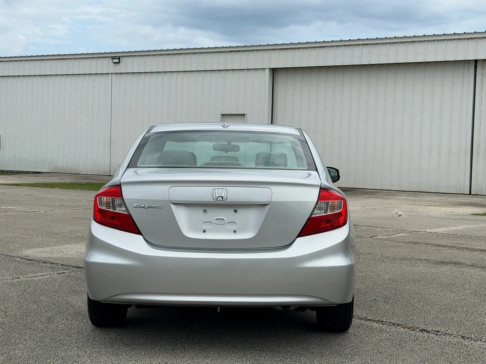 2012 Honda Civic 9th Gen - Image 5 of 31