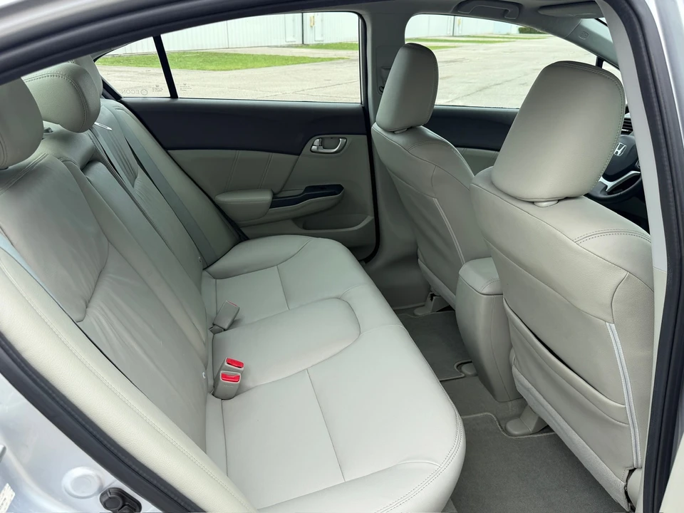 2012 Honda Civic 9th Gen - Image 16 of 31