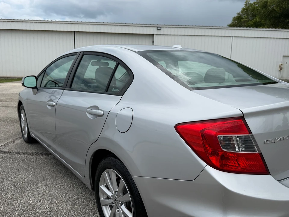 2012 Honda Civic 9th Gen - Image 24 of 31