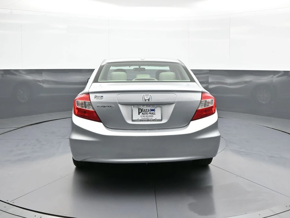 2012 Honda Civic 9th Gen - Image 7 of 31