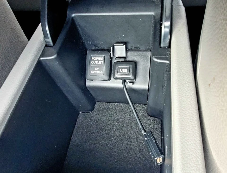 2012 Honda Civic 9th Gen - Image 18 of 19
