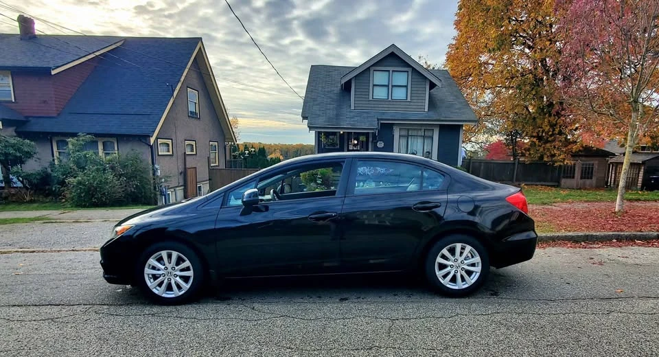 2012 Honda Civic 9th Gen - Image 7 of 19