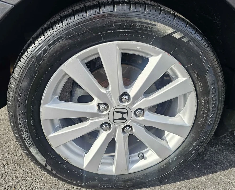 2012 Honda Civic 9th Gen - Image 6 of 13
