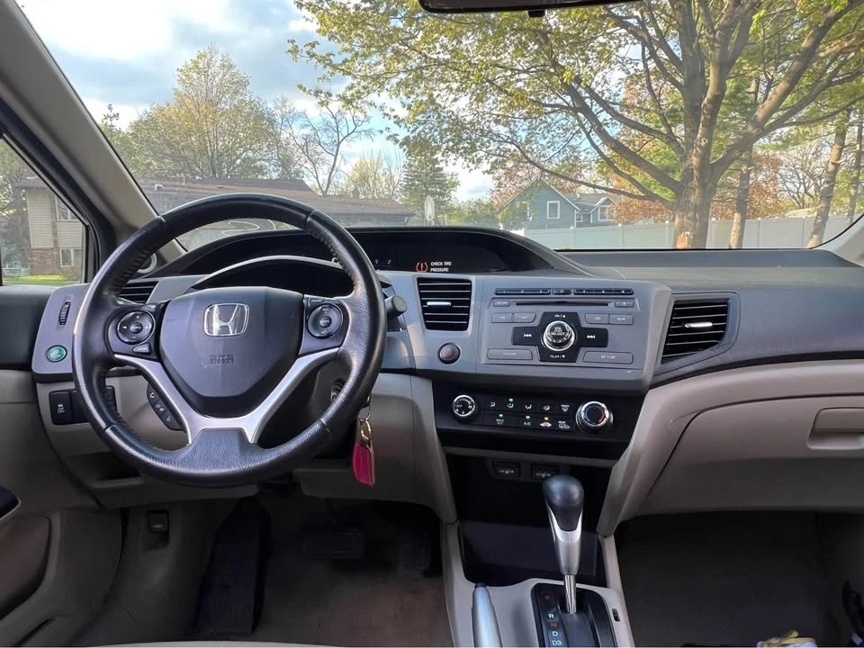 2012 Honda Civic 9th Gen - Image 11 of 17