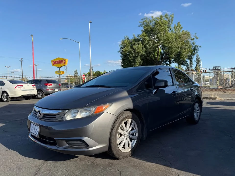 2012 Honda Civic 9th Gen - Image 3 of 10