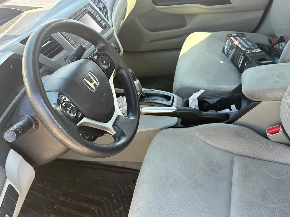 2012 Honda Civic 9th Gen - Image 4 of 5