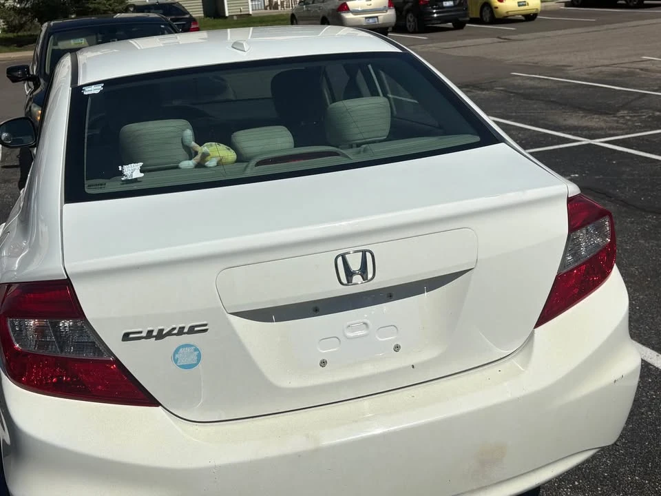 2012 Honda Civic 9th Gen - Image 2 of 5