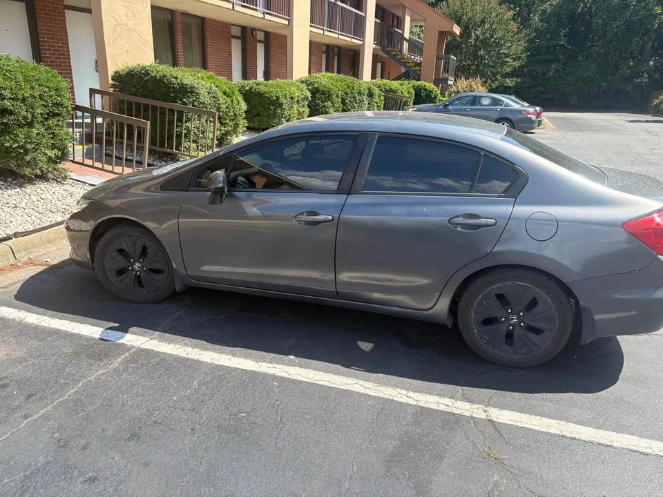 2012 Honda Civic 9th Gen - Image 3 of 10